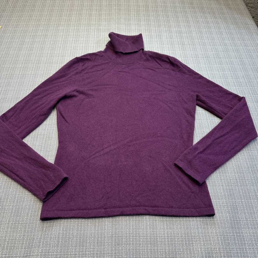Neiman Marcus Cashmere Turtleneck Sweater Women Medium Minimalist Classic Purple